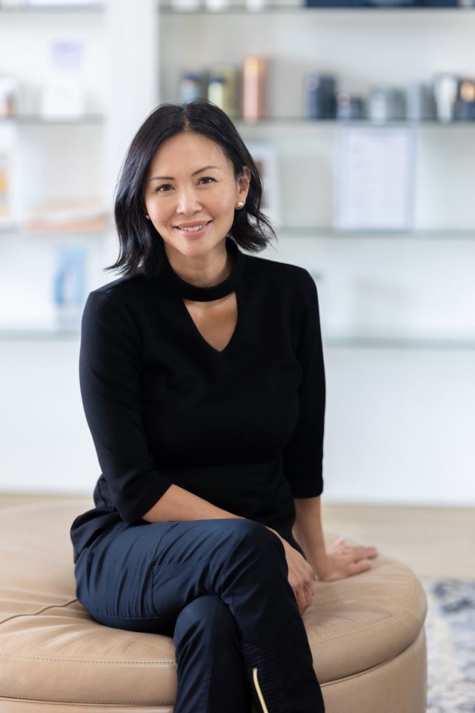 Jennifer-Puzsar-med-spa-owner